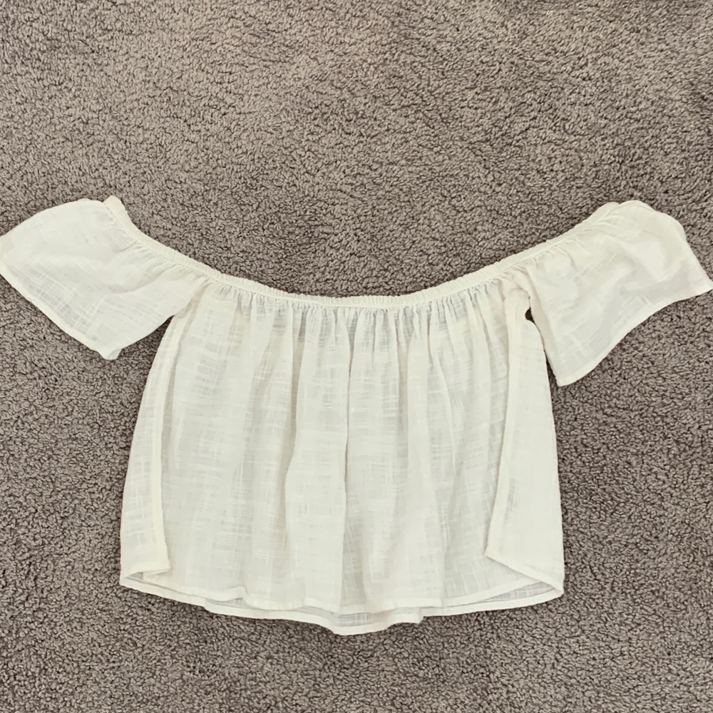 BILLABONG - white off the shoulder top